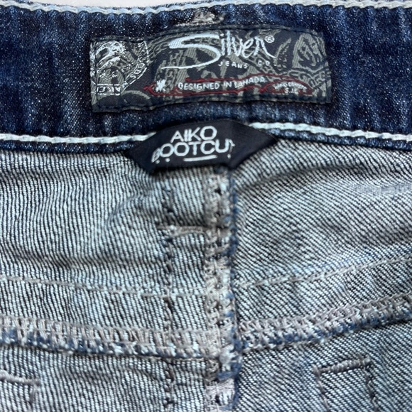 Silver Jeans Co Aiko Boot Cut Womens SZ 28/33‎ Dark Wash Blue Denim - Picture 3 of 7